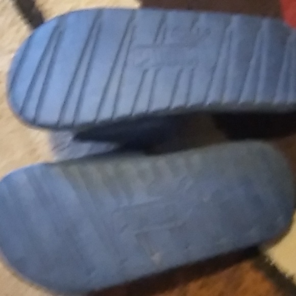 Slides - Picture 3 of 4